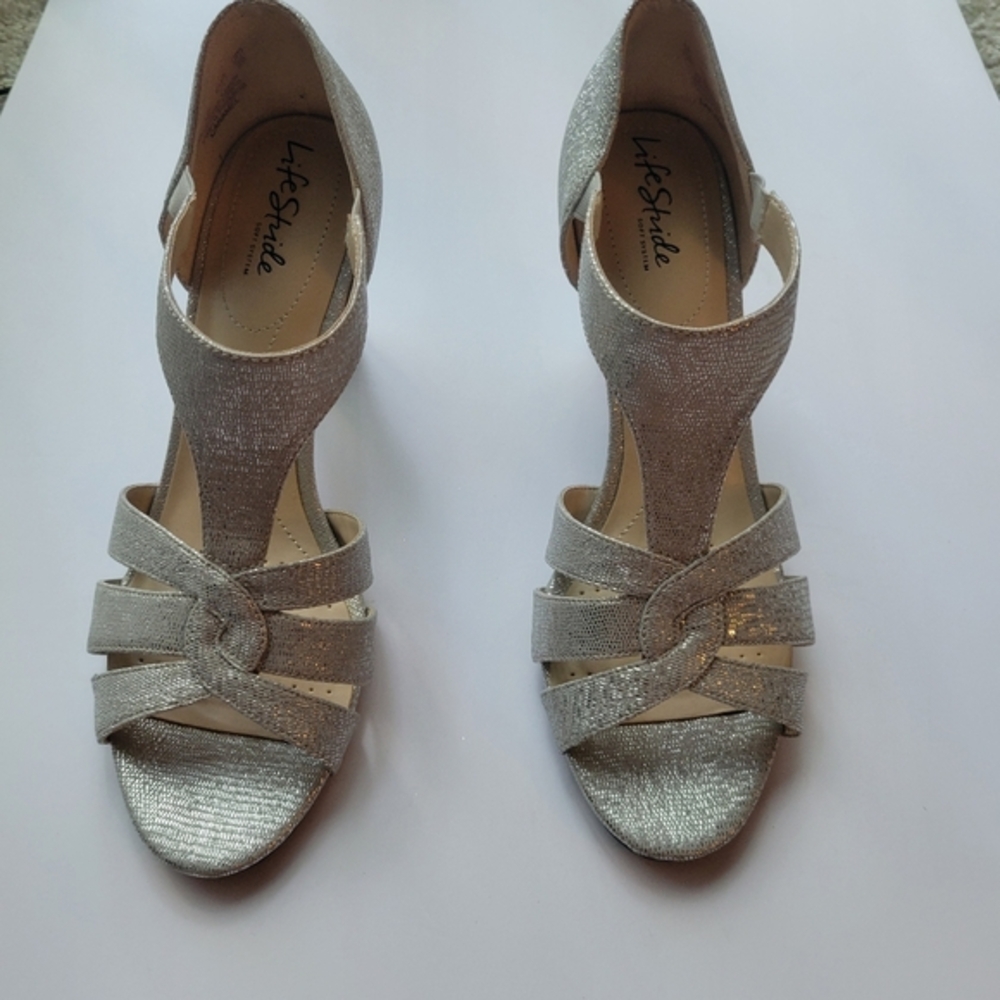 Life Stride Sandals Size 10